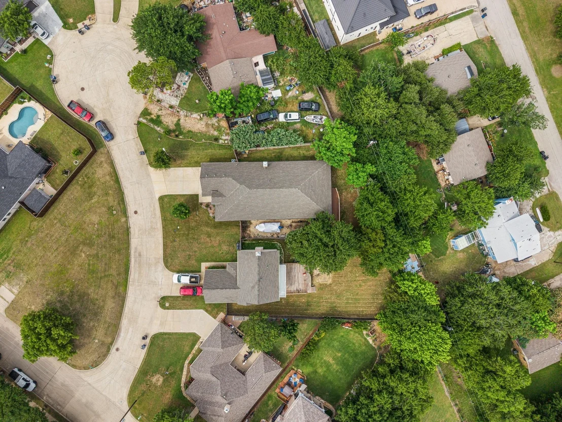 Photo of 606 Hillside Circle