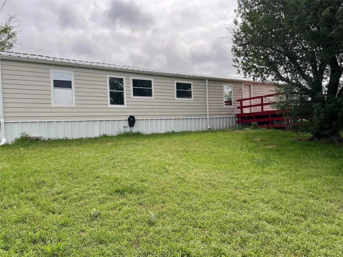 Photo of 1661 County Road 195