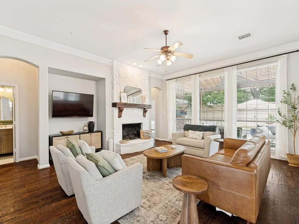 Photo of 1001 Thornapple Drive