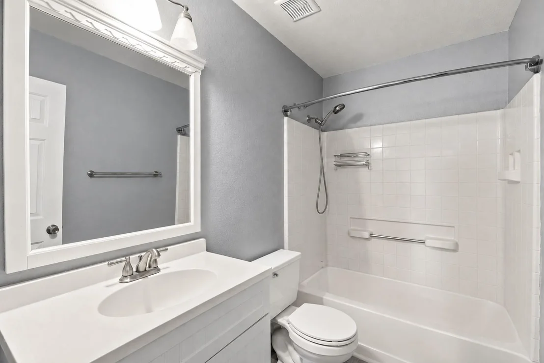 Photo of 2425 Glenhaven Drive