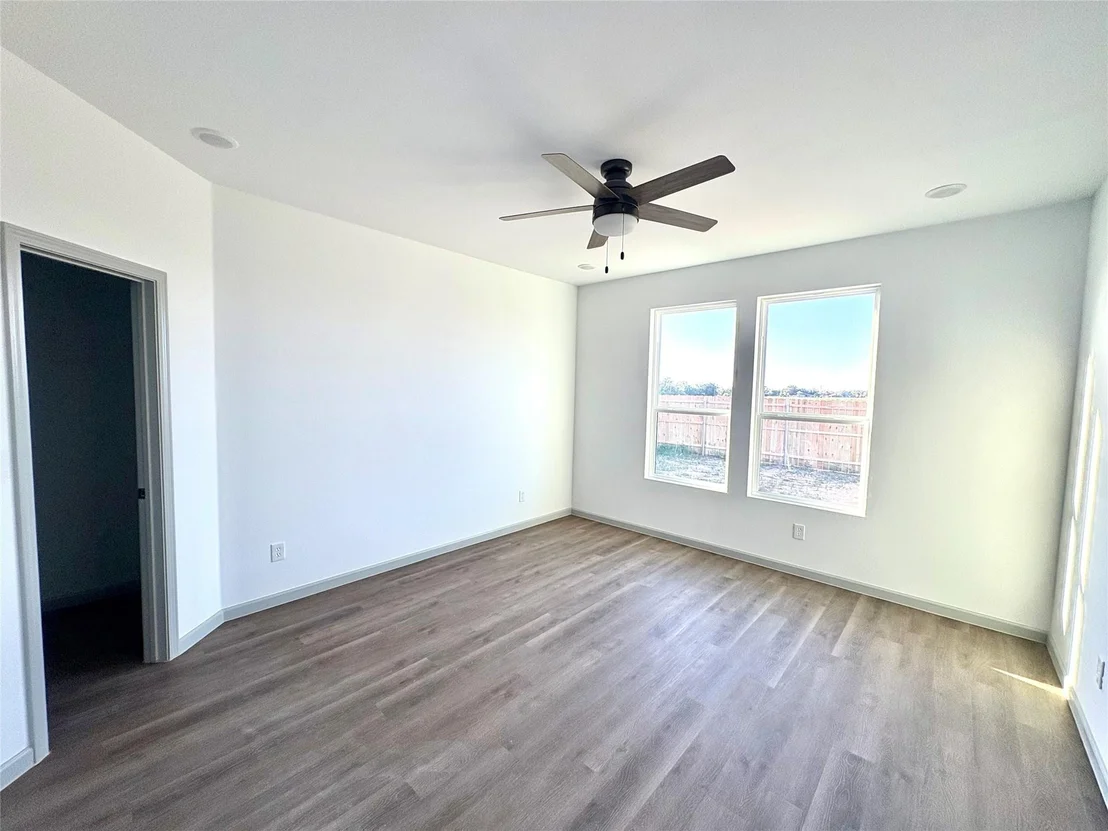 Photo of 1015 Springview Lane