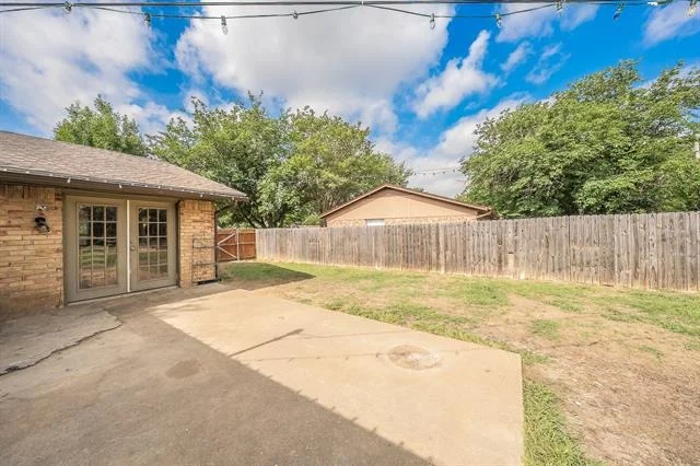 Photo of 6037 Lindy Lane