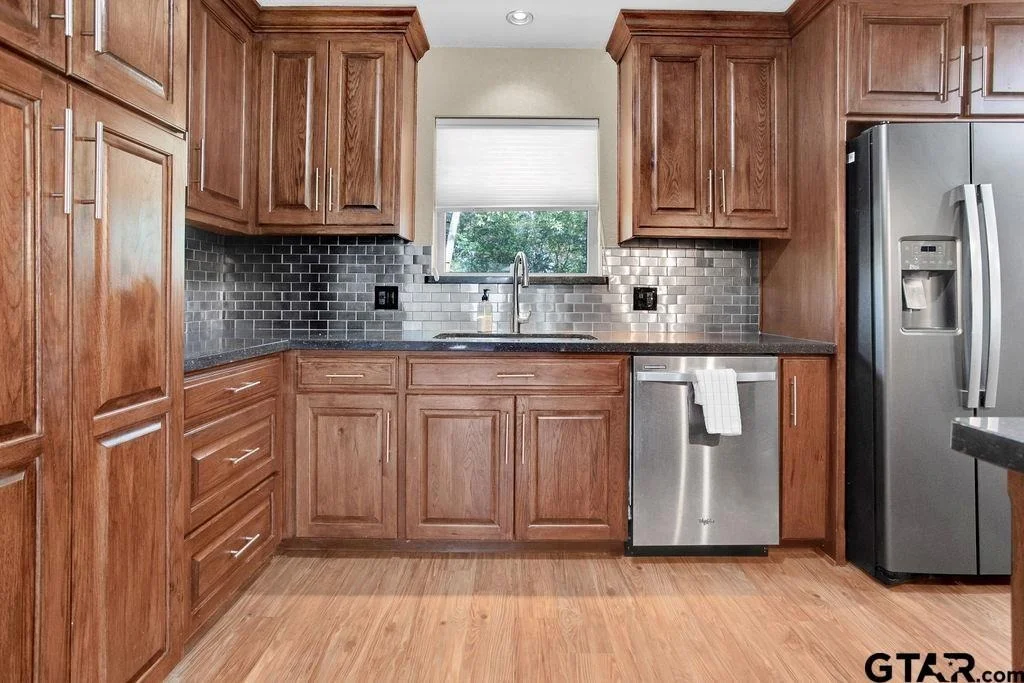 Photo of 213 Treetop Lane