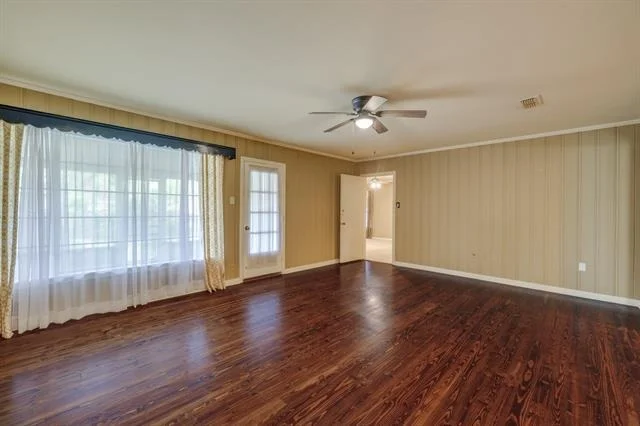 Photo of 817 Rivercrest Drive