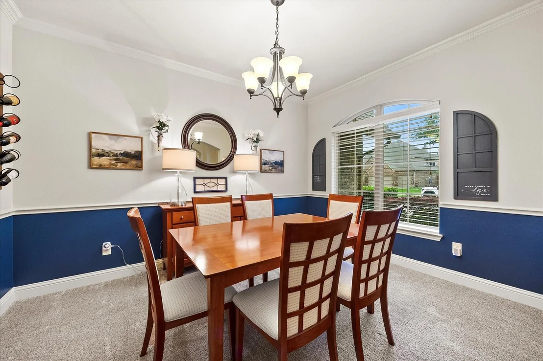 Photo of 1056 Knoxbridge Road