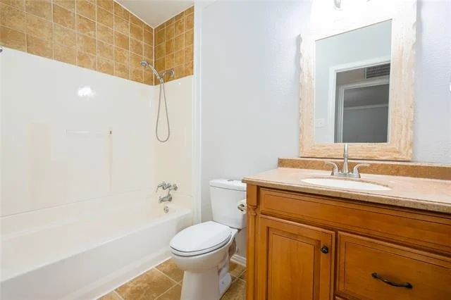Photo of 2708 Cedar Point Drive
