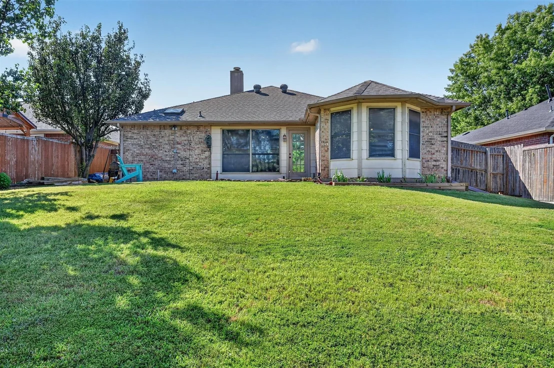 Photo of 2103 Meadowview Drive