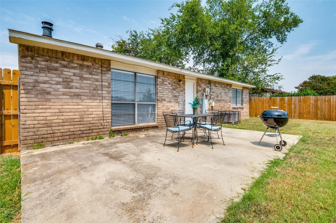 Photo of 10222 Red Maple Drive