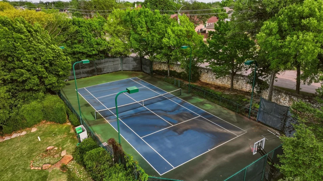 Photo of 2607 Hemingway Drive