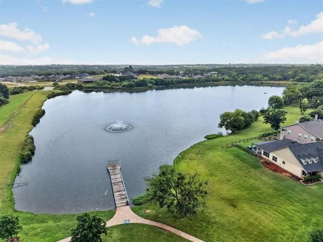 Photo of 2633 Lakeside Drive