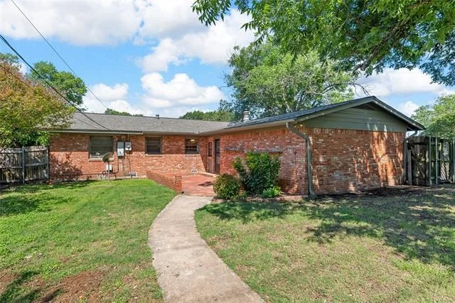 Photo of 2349 Mount Carmel Drive