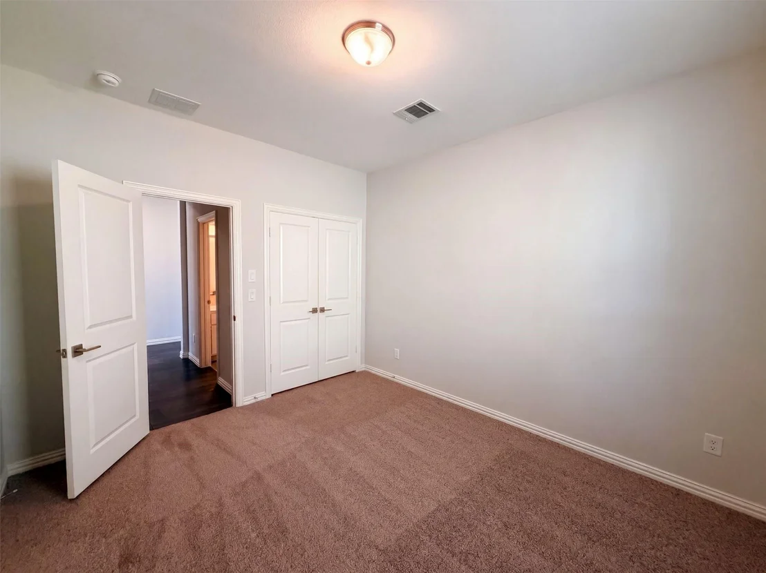 Photo of 1448 Martingale Lane
