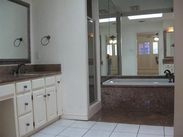 Photo of 5200 Ledgestone Drive