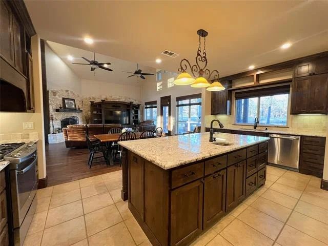 Photo of 501 Private Road 5980