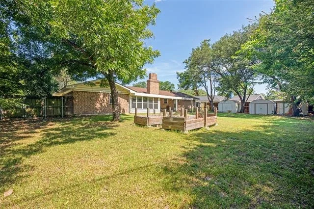 Photo of 1107 Royal Drive