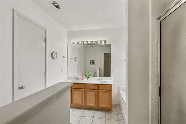 Photo of 813 Wrentham Drive