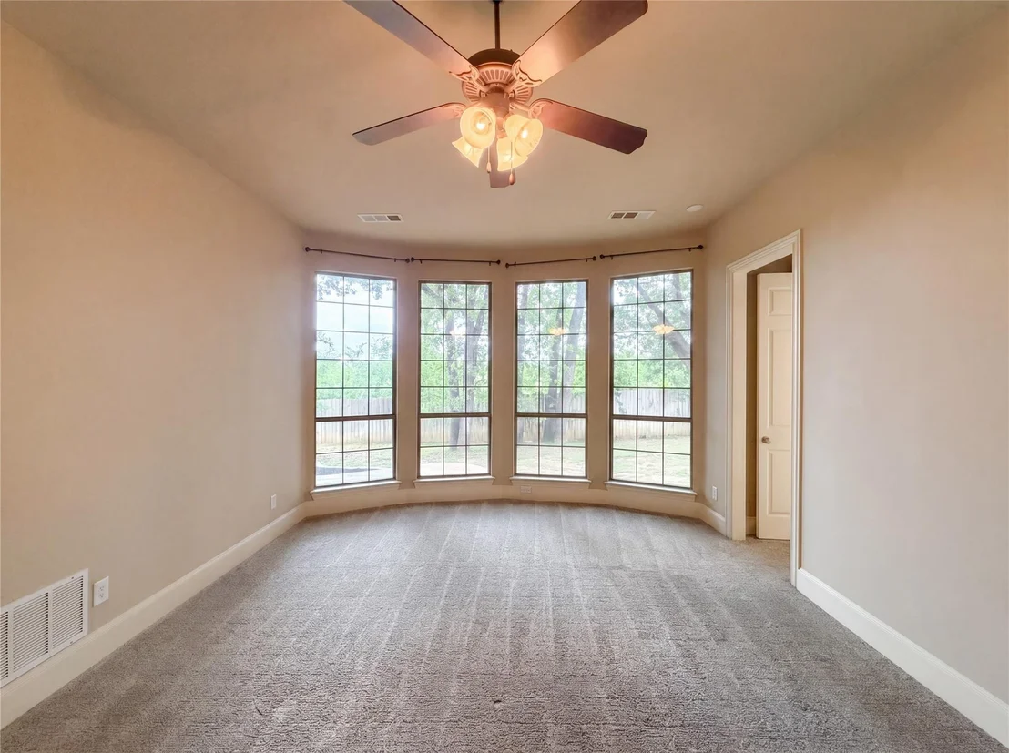 Photo of 928 Homestead Drive