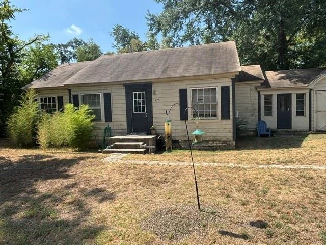 Photo of 175 W Goshen Street