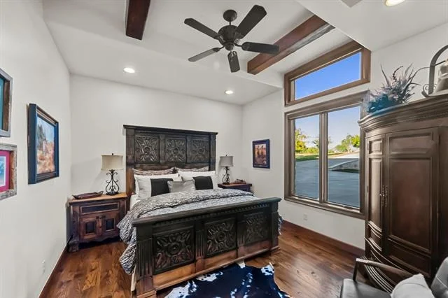 Photo of 1025 Pecan Ridge