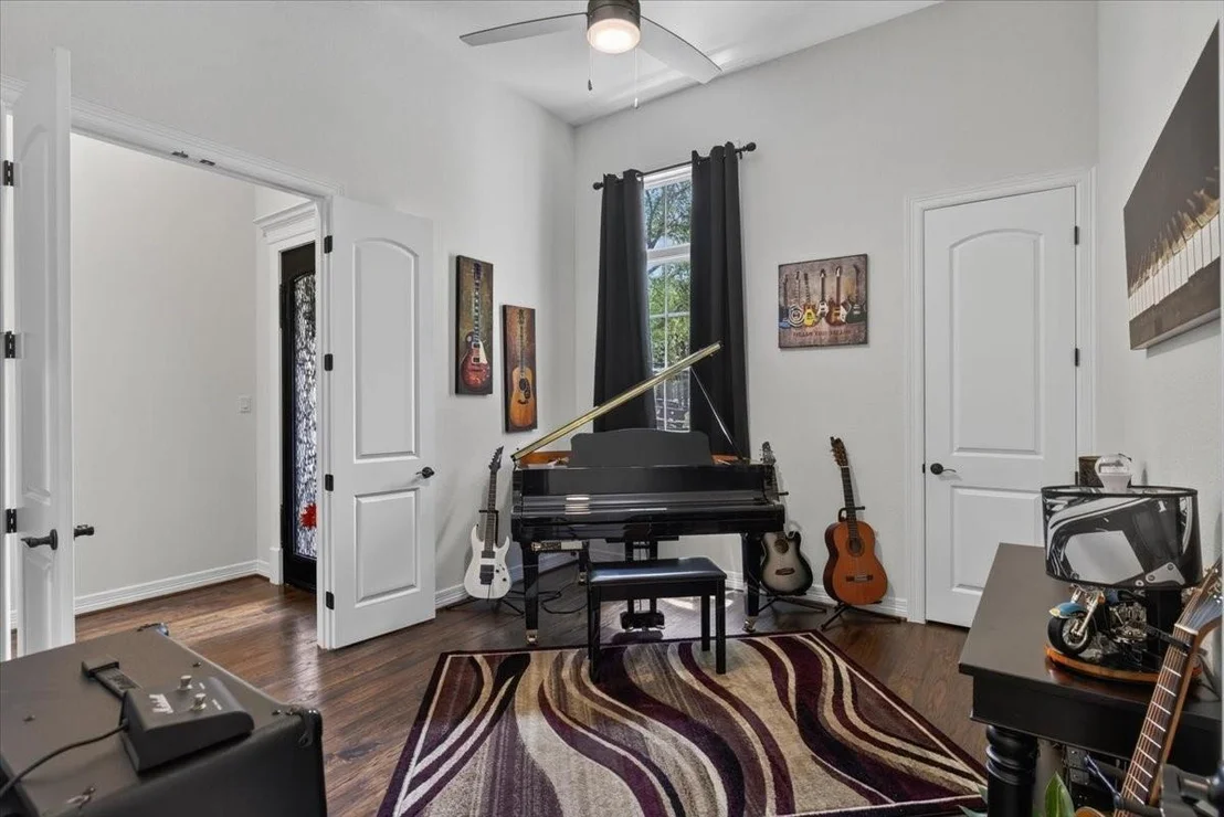 Photo of 181 Colonial Drive