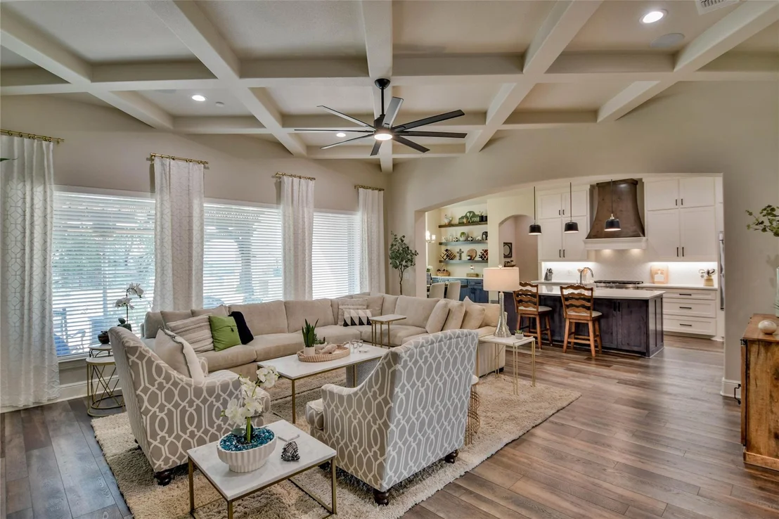 Photo of 8021 White Drive