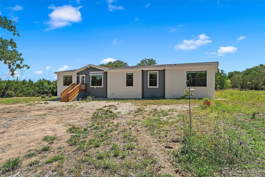 Photo of 3050 Clater Powell