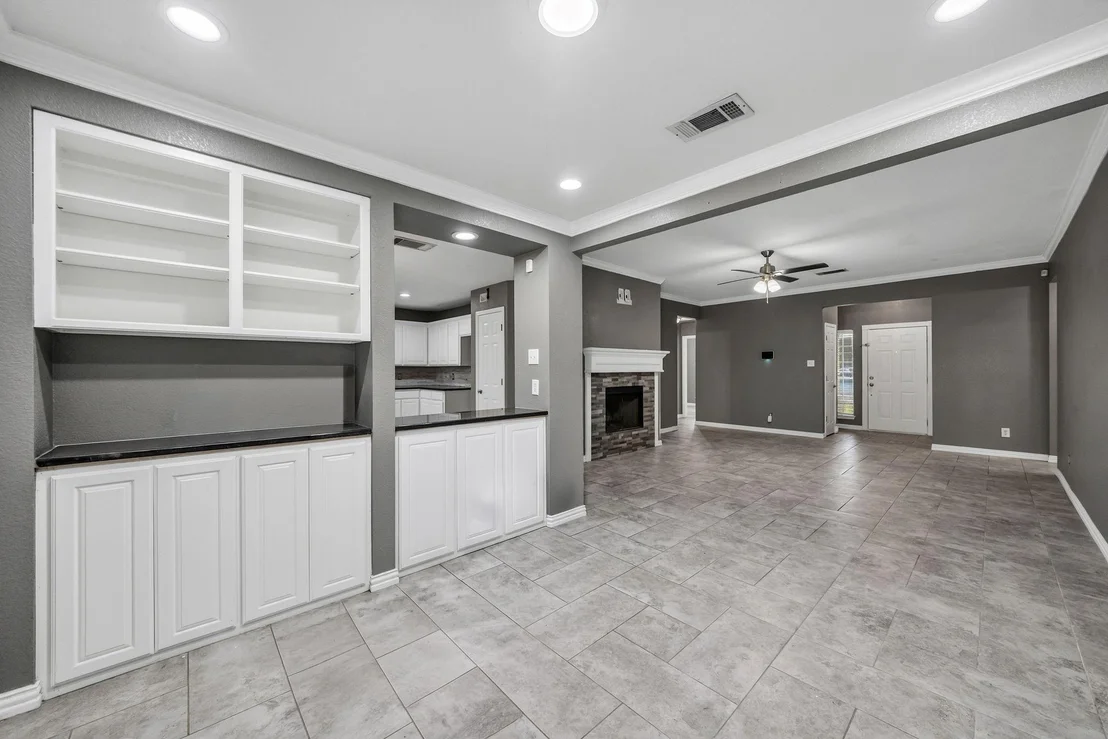 Photo of 607 Meadowbrook Drive
