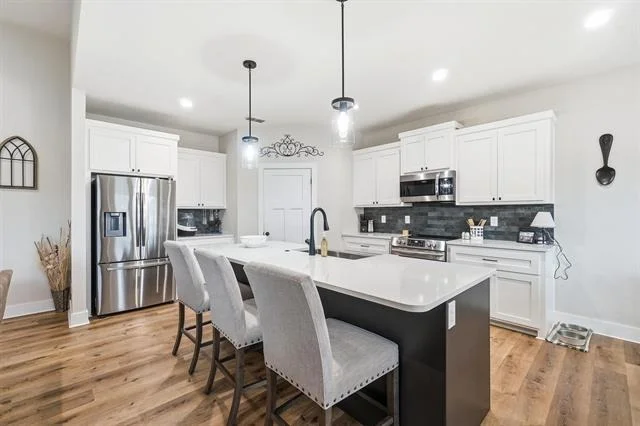 Photo of 6833 Desert Willow Trail