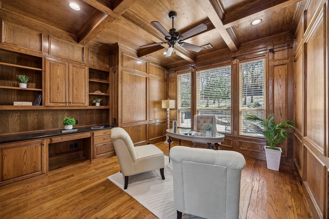 Photo of 1613 Buckingham Drive