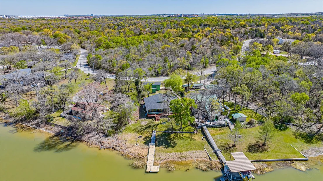 Photo of 9520 Heron Drive