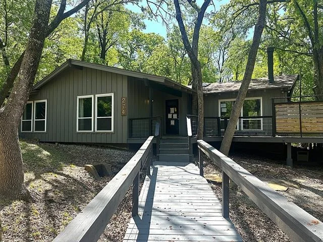 Photo of 274 Lakecrest Drive