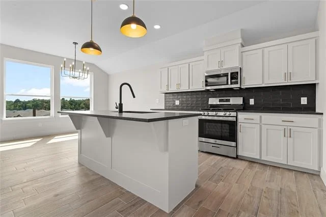 Photo of 16525 Crossing Circle