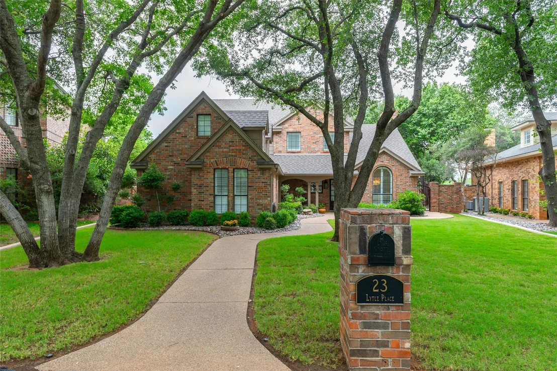 Photo of 23 Lytle Place Drive