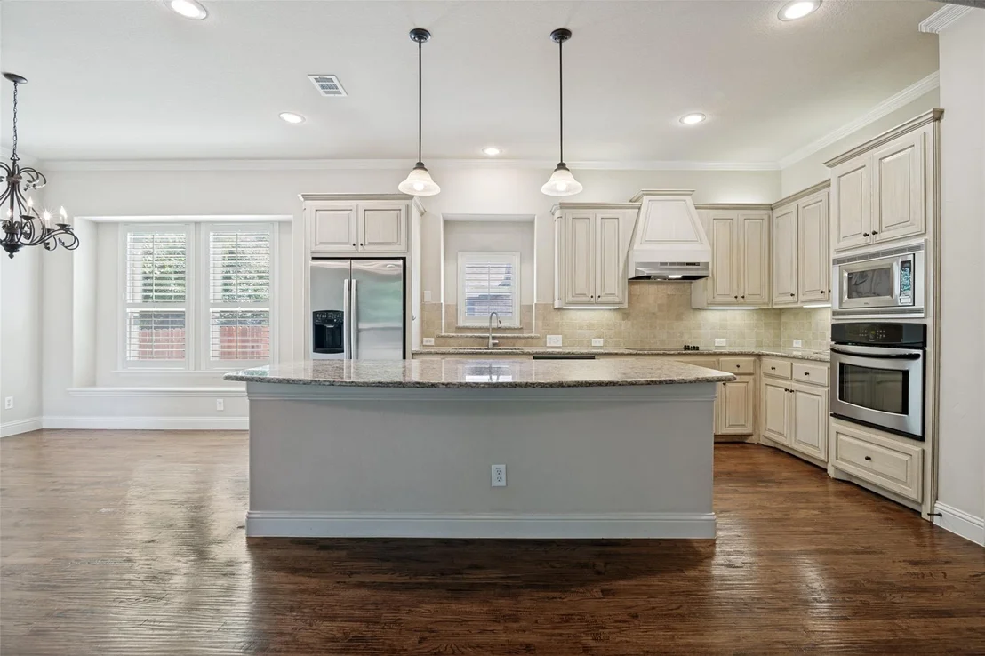 Photo of 2512 Cedarwood Trail