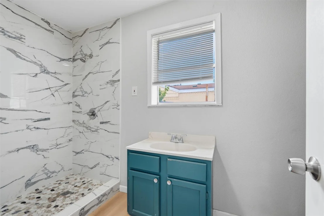 Photo of 1606 Faulkner Lane