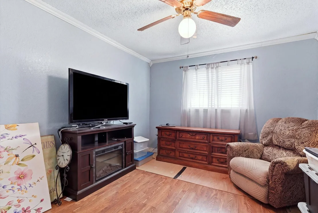 Photo of 459 County Road 427
