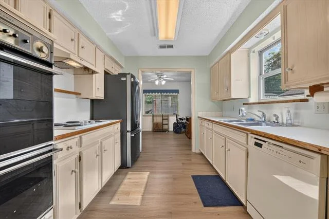 Photo of 7312 Vanessa Drive