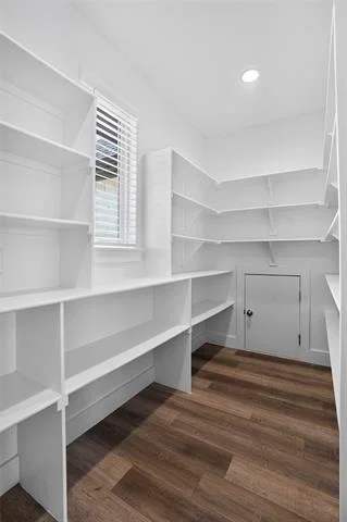 Photo of 1040 Agnes N