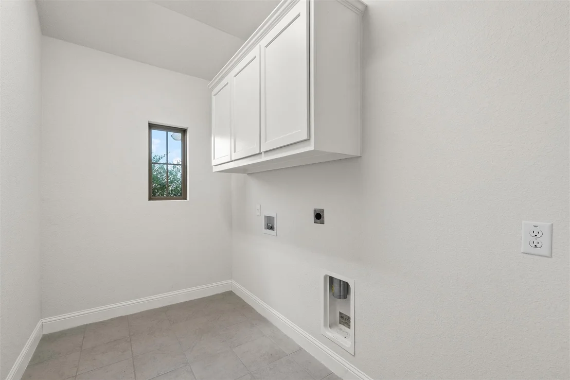 Photo of 336 Oak Meadow Trail