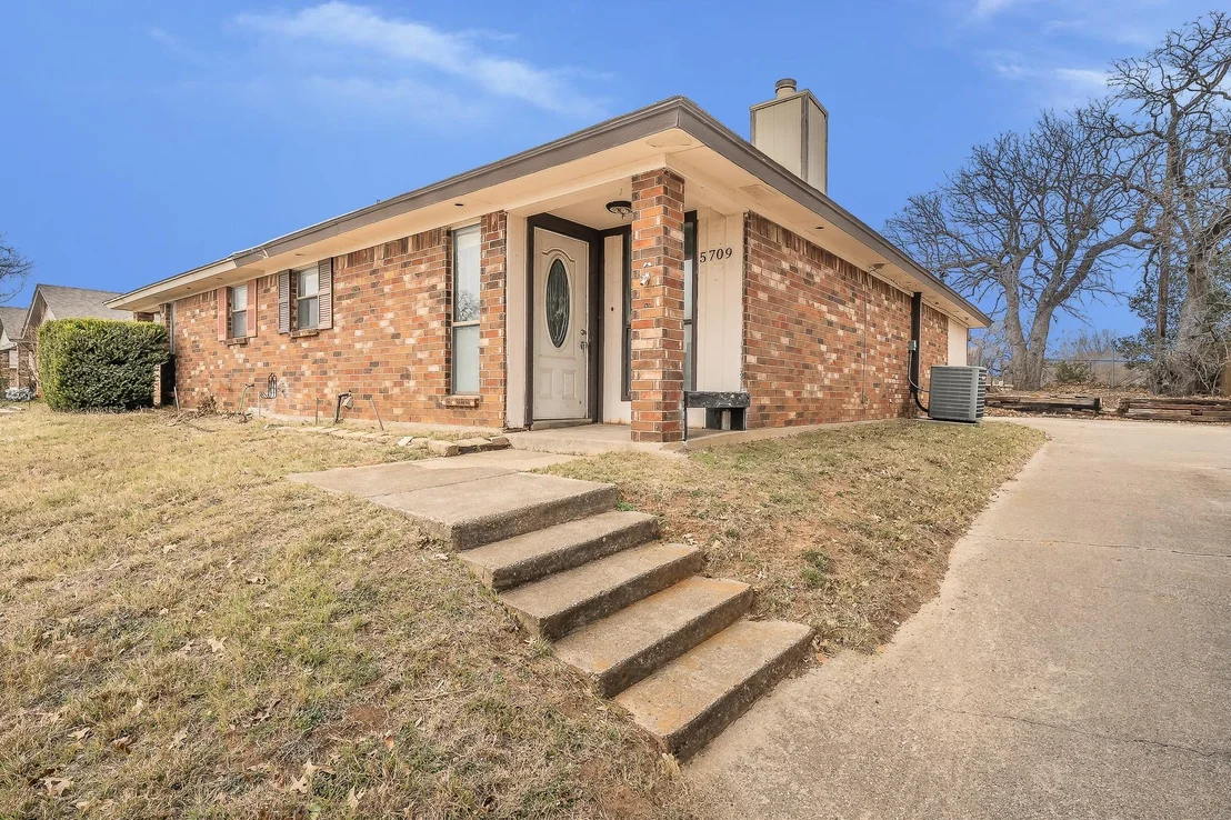 Photo of 5709 Ranchogrande Drive