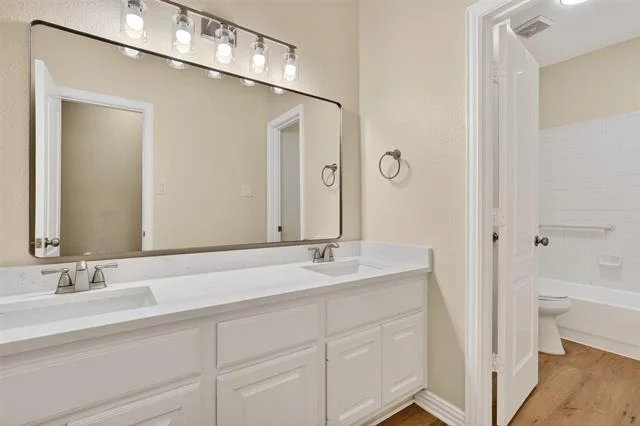 Photo of 6864 Bushnell Drive