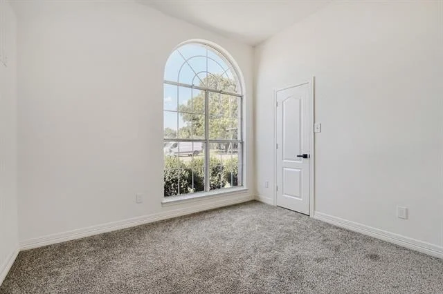 Photo of 910 W Bois D Arc Street