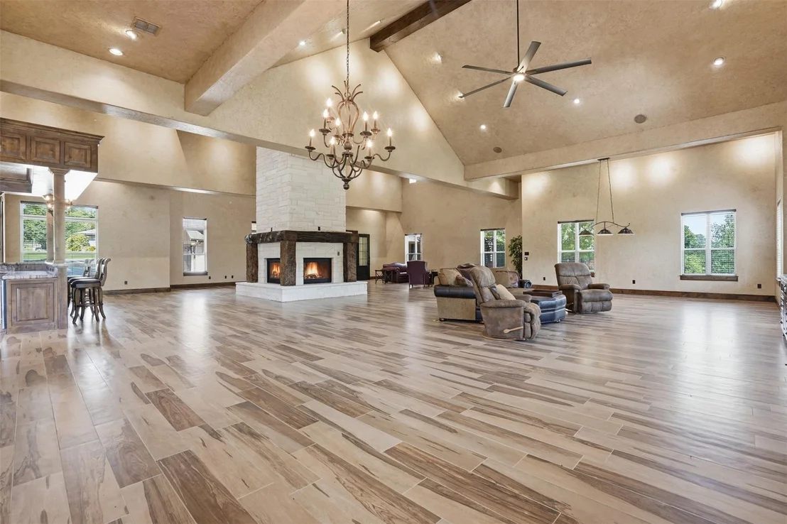 Photo of 9310 Bellechase Road