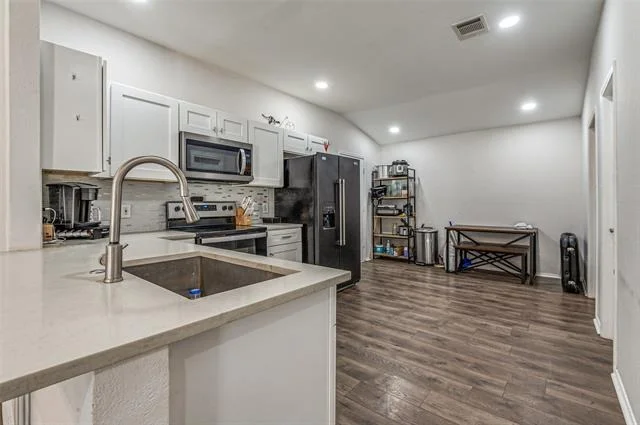 Photo of 4372 Onyx Drive