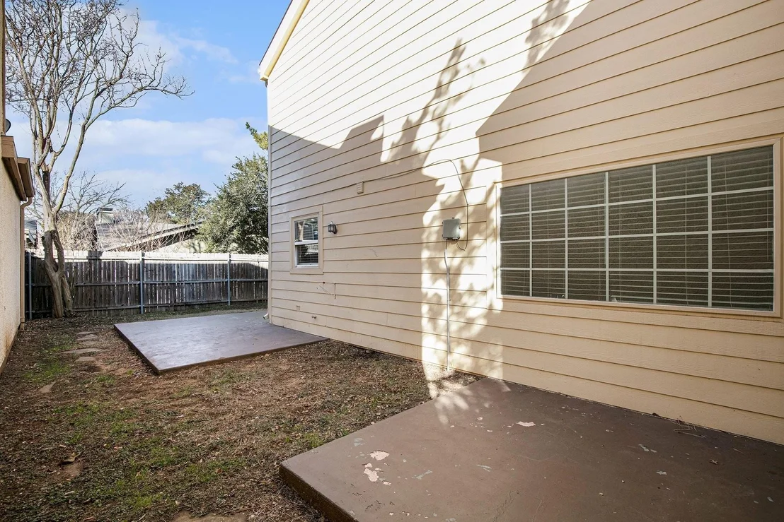 Photo of 1606 Hawthorne Drive