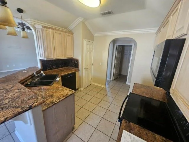 Photo of 15525 Escapade Street