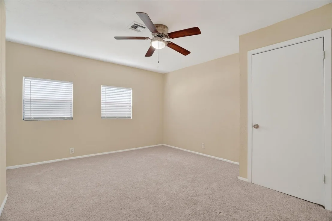 Photo of 1102 Poindexter Avenue