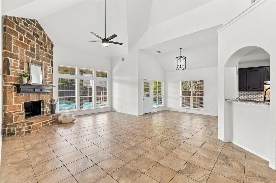 Photo of 1329 Bateman Lane