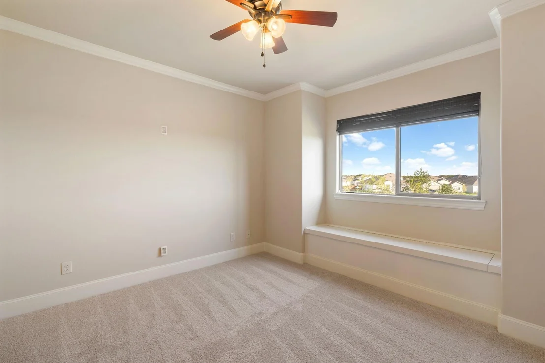 Photo of 5001 White Pine Drive