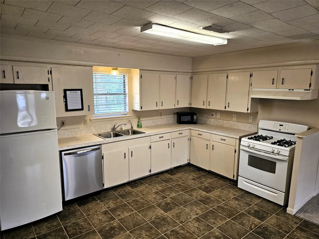 Photo of 105 N 3rd Street